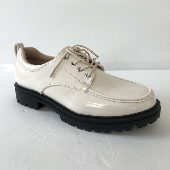 Journee Collection Zina Oxford Lace-Up Lug Sole Loafer Shoes Size 8.5WD Wide NIB - Picture 6 of 11